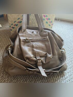 Jerome Dreyfuss Billy M in Olive